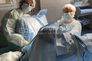 Гистероскопия, оперирующий гинеколог Быкова НВ.jpg